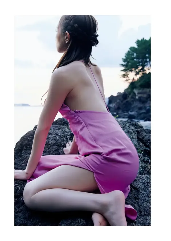 나카다 카나, 두 번째 사진집 「자극하는」 set 03