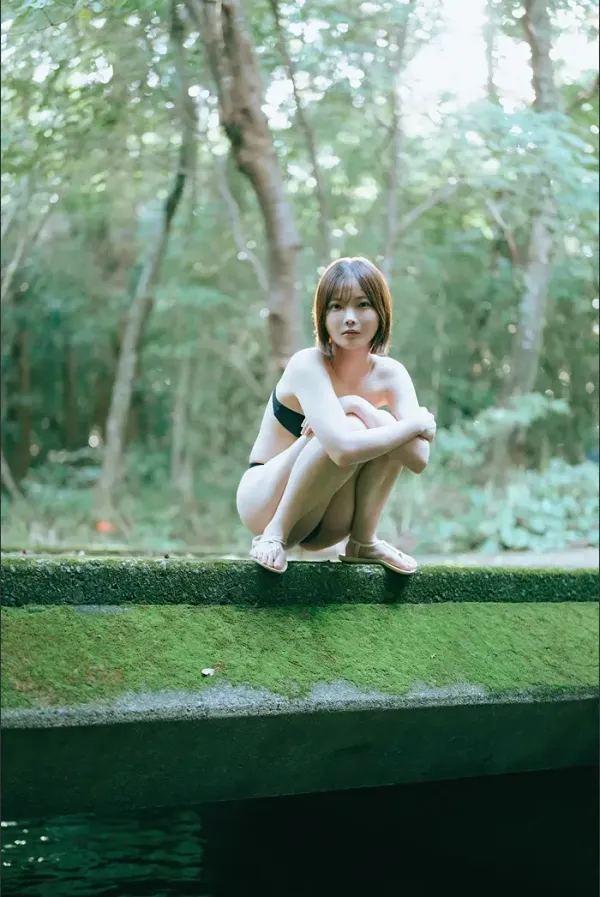 히메카 아라야 주간 플레이보이 No.348 「돌아왔어, 후쿠에섬 Chapter.1」 Set.03