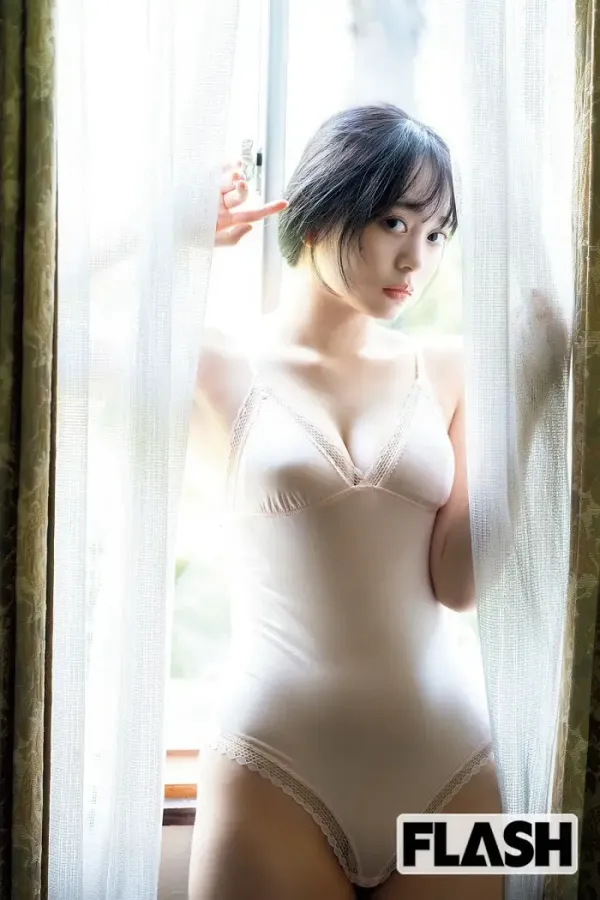 이노우에 모모, 호라이 마이, 이마이 사쿠라 플래시 2025년 4호