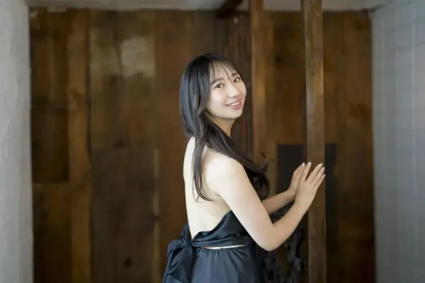 타니 노아 사진집 「계곡 사이〜새하얀 요정 아더컷 모음〜」 Set.01