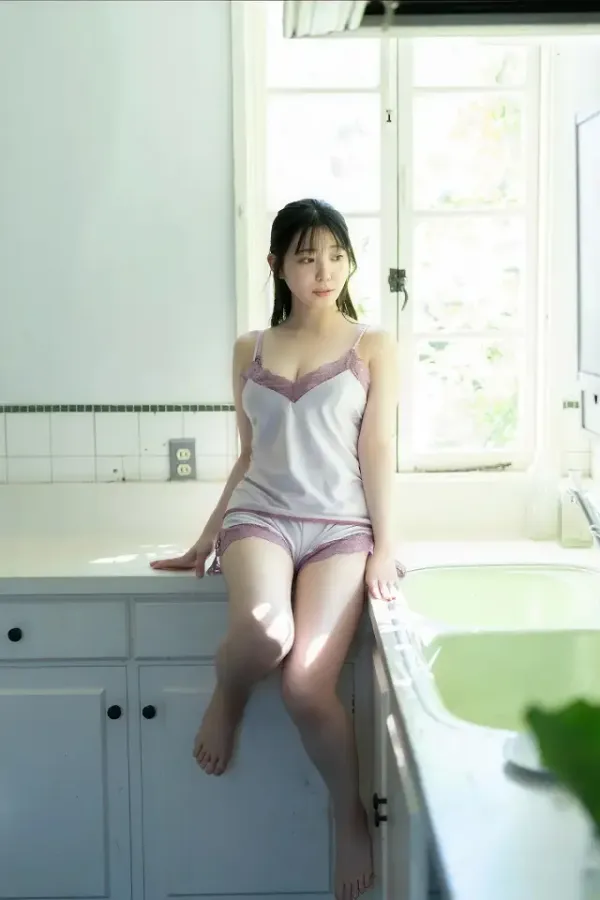 시토 루이 사진집 「풍만한 I컵 공주♡vol.2」 Set.01
