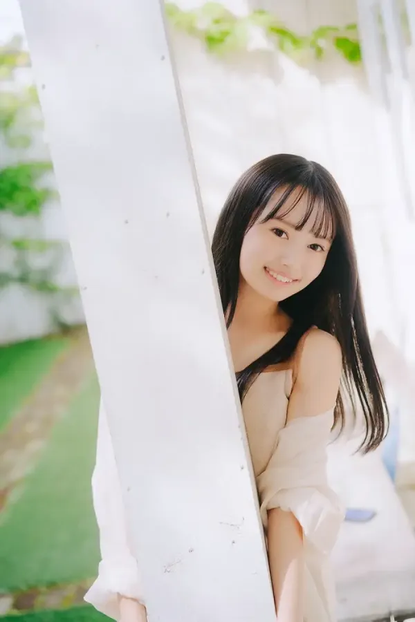 메이 하나다 위클리 플레이보이 플러스