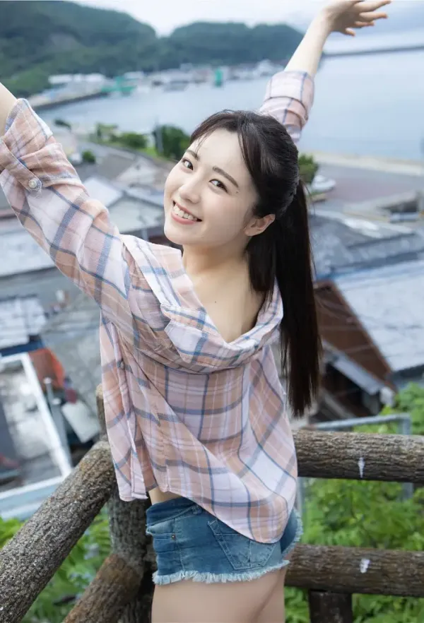 유메나 니시노 사진집 ‘Going back to the country’ Set.02