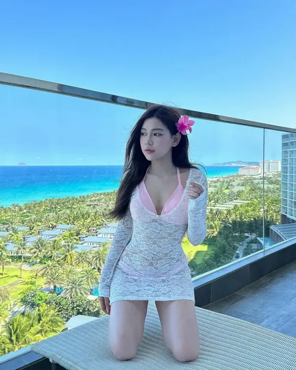 핑크색을 좋아하는 베트남녀