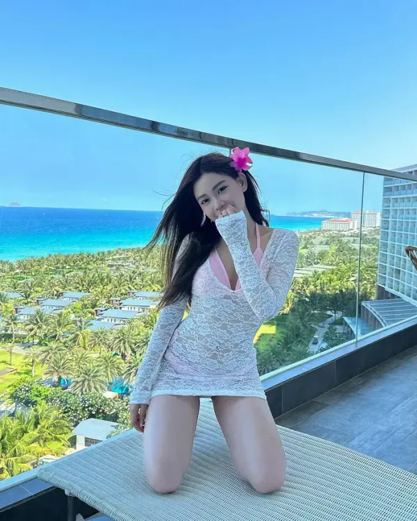 핑크색을 좋아하는 베트남녀