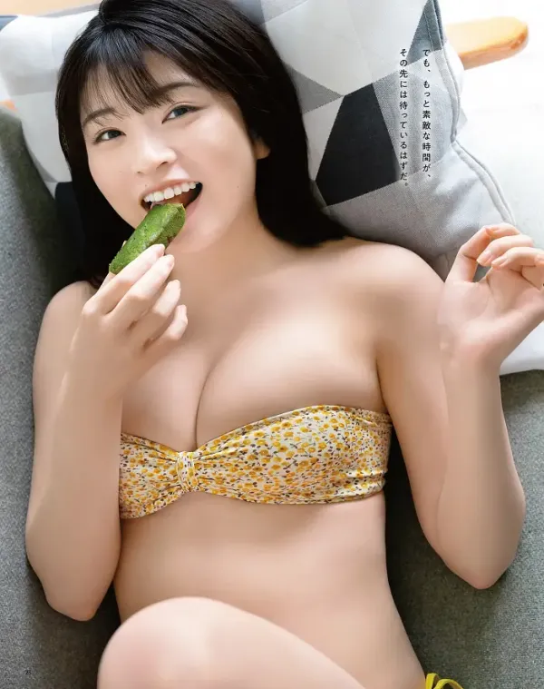 호노카 사사키 BOMB 2025년 7월호